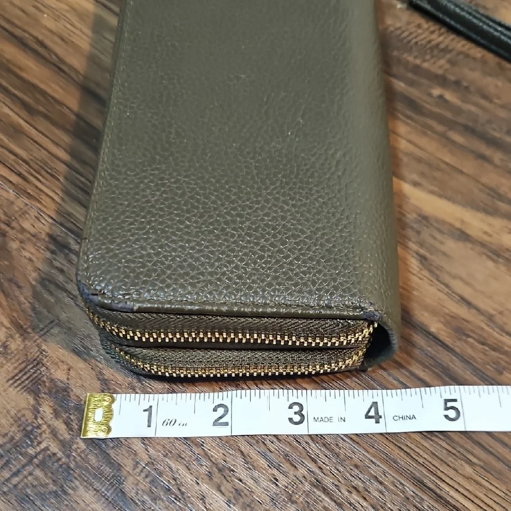 A New Day Green/Gray Doublwe Zip Wristlet Wallet